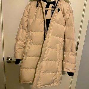 Aritzia the powder parka size S matte pearl white